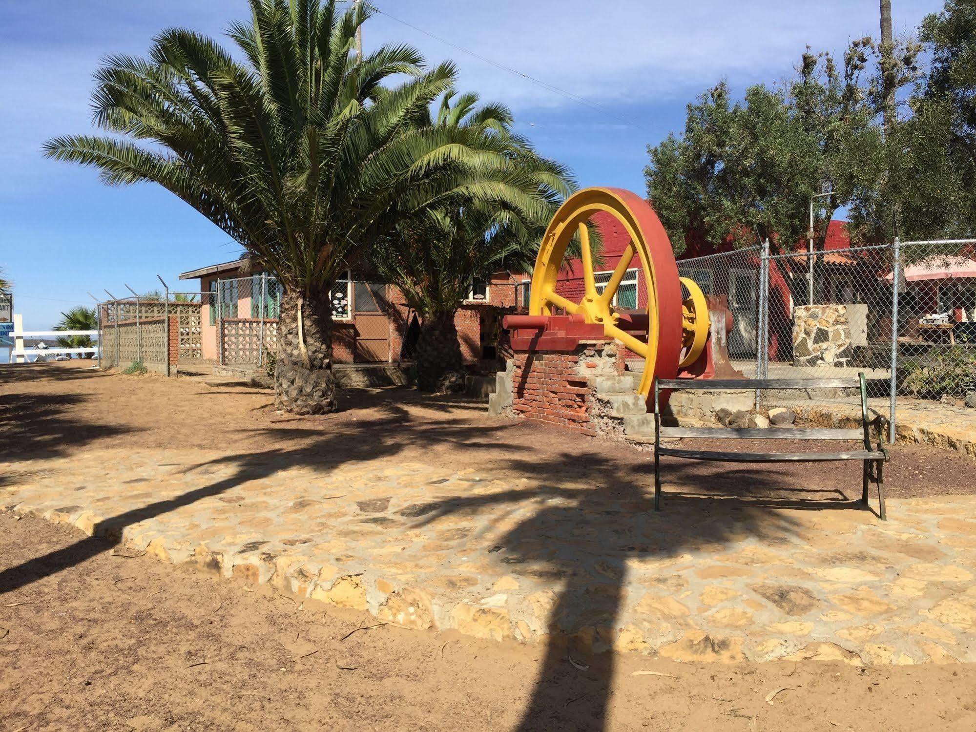 Old Mill Hotel San Quintin Exterior photo